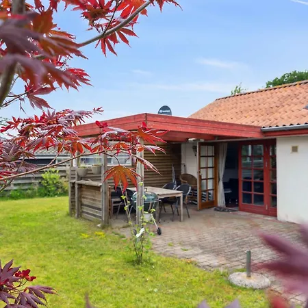 Дом отдыха Exuding Coziness And Comfort Broager