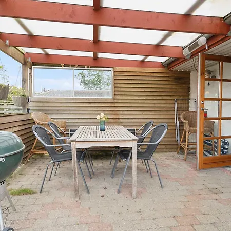 Дом отдыха Exuding Coziness And Comfort Broager